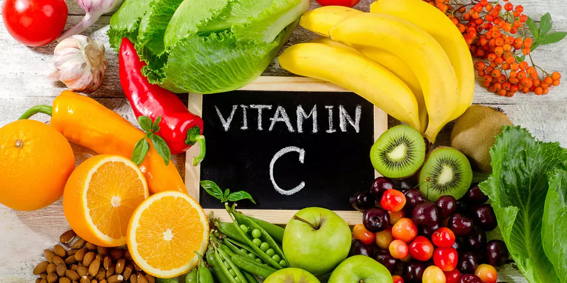Berbagai Buah Paling Kaya Vitamin C untuk Imunitas Tubuh Berbagai Buah Paling Kaya Vitamin C untuk Imunitas Tubuh