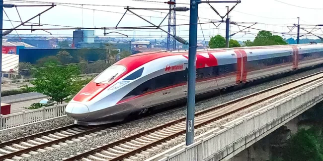 Sejarah Singkat Kereta Api Cepat Indonesia China Whoosh